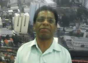 “Esses servidores são uns preguiçoso, como adoecem!”  – Como não se pode proibi-los de adoecer é melhor criar uma Lei e terceirizar os serviços gerais – Simples assim!